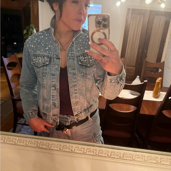 🔥Pearl Studded Denim Jacket Light Wash Jean Jacket Medium - Picture 10 of 10